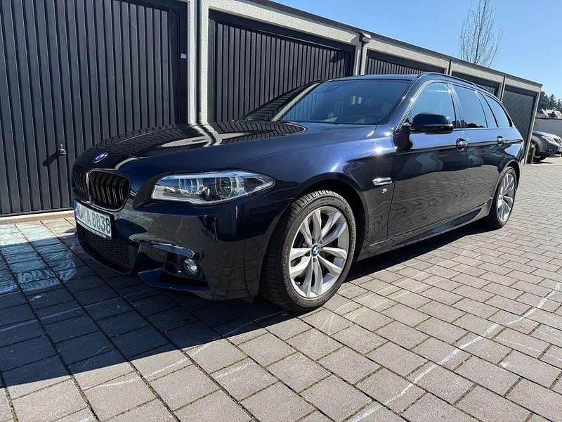 Gebraucht BMW 530 M Sport 258 PS (189 kW) 2016 Schwarz Kombi