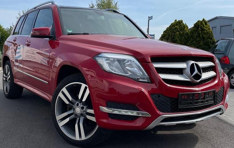 Rot Gebraucht 2015 Mercedes GLK350 SUV | 14.500 € (Superpreis) - Bild 1/4