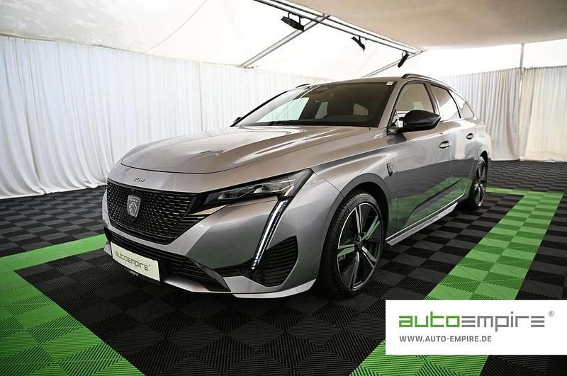 Grau Gebraucht 2024 Peugeot 308 SW GT Kombi | 26.290 € - Bild 1/3