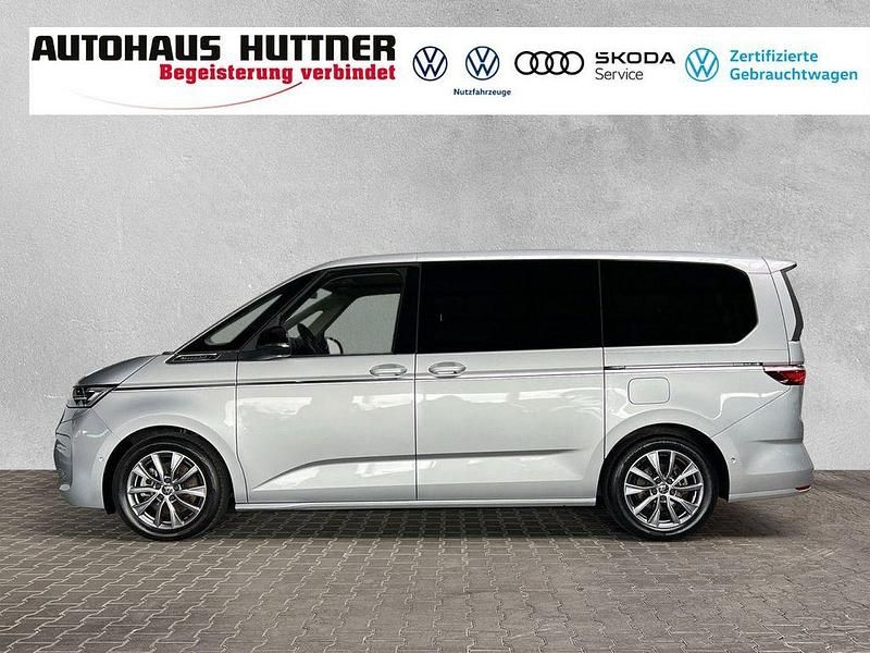 Gebraucht VW Multivan Style 150 PS (110 kW) 2025 Silber Van
