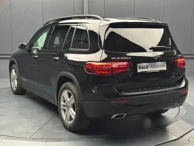 Gebraucht Mercedes GLB220 Progressive 190 PS (139 kW) 2023 Schwarz SUV