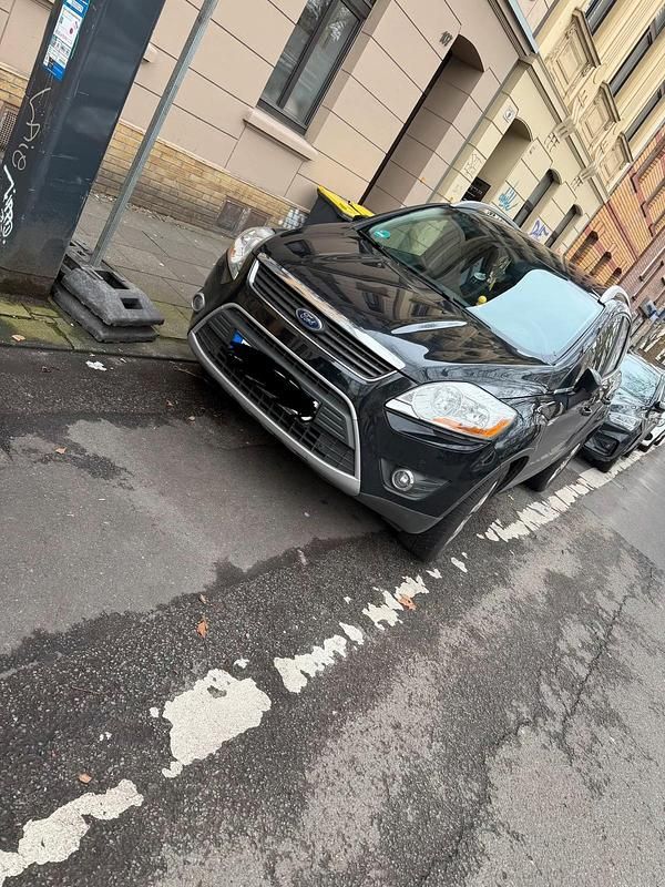 Gebraucht Ford Kuga 150 PS (110 kW) 2011 Schwarz SUV