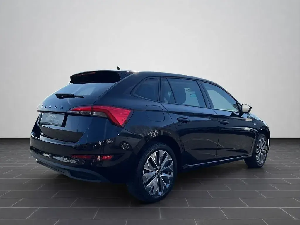 Używany Skoda Scala Tour 110 KM (80 kW) 2022 Czarny Hatchback