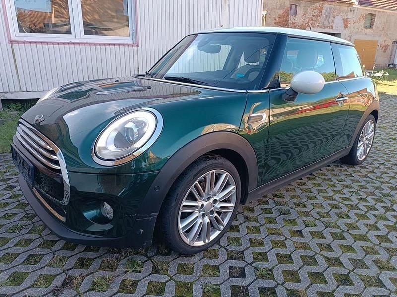 Grün Gebraucht 2015 Mini Cooper Kleinwagen | 9.999 € (Guter Preis) - Bild 1/4