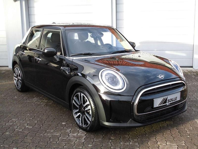 Gebraucht Mini ONE Classic 102 PS (75 kW) 2021 Schwarz Kleinwagen