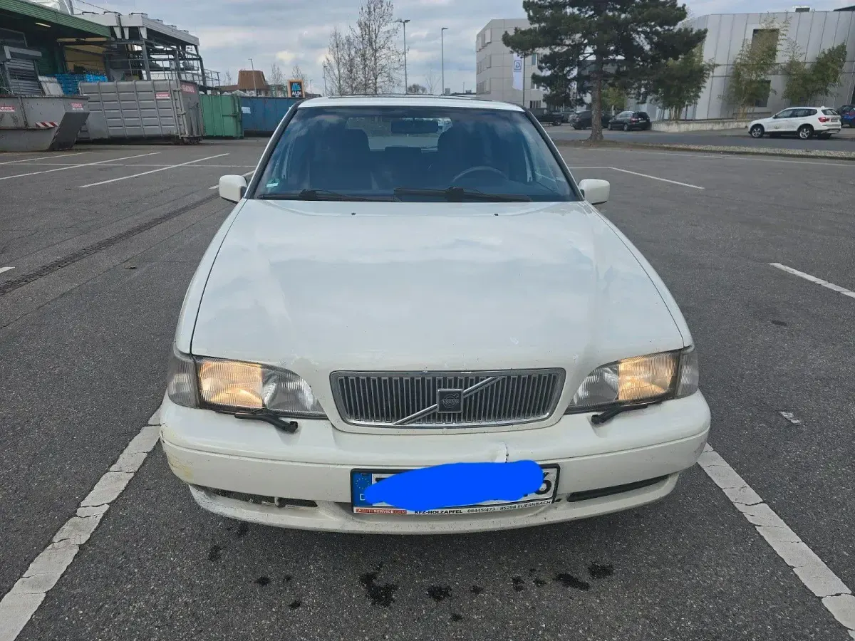 Usata Volvo V70 170 CV (125 kW) 1998 Bianco Station wagon