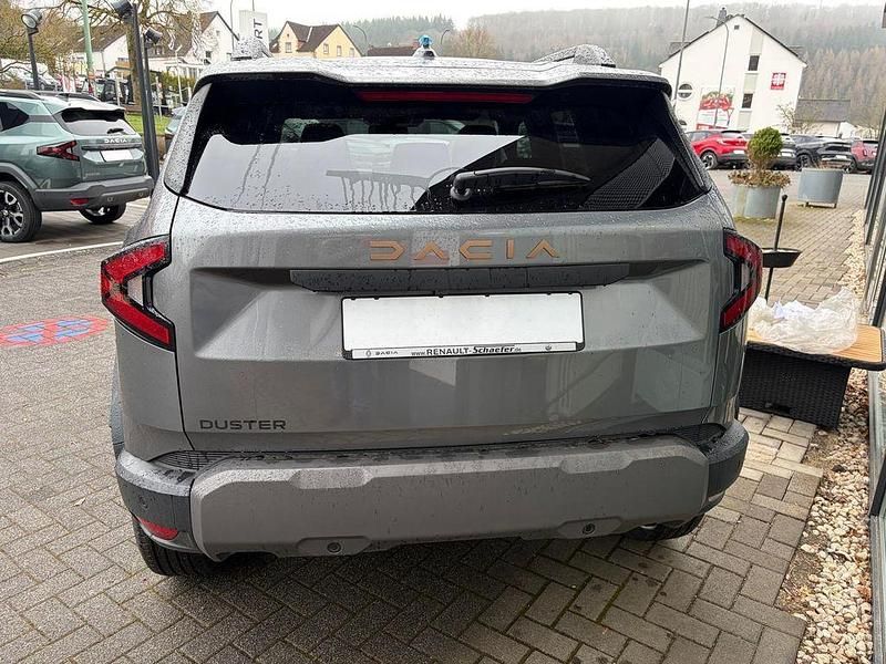 Neu Dacia Duster Extreme 122 PS (89 kW) 2026 Grau SUV