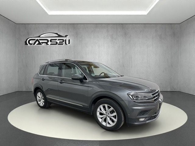 Grau Gebraucht 2018 VW Tiguan Highline SUV | 24.490 € (Fairer Preis) - Bild 1/4