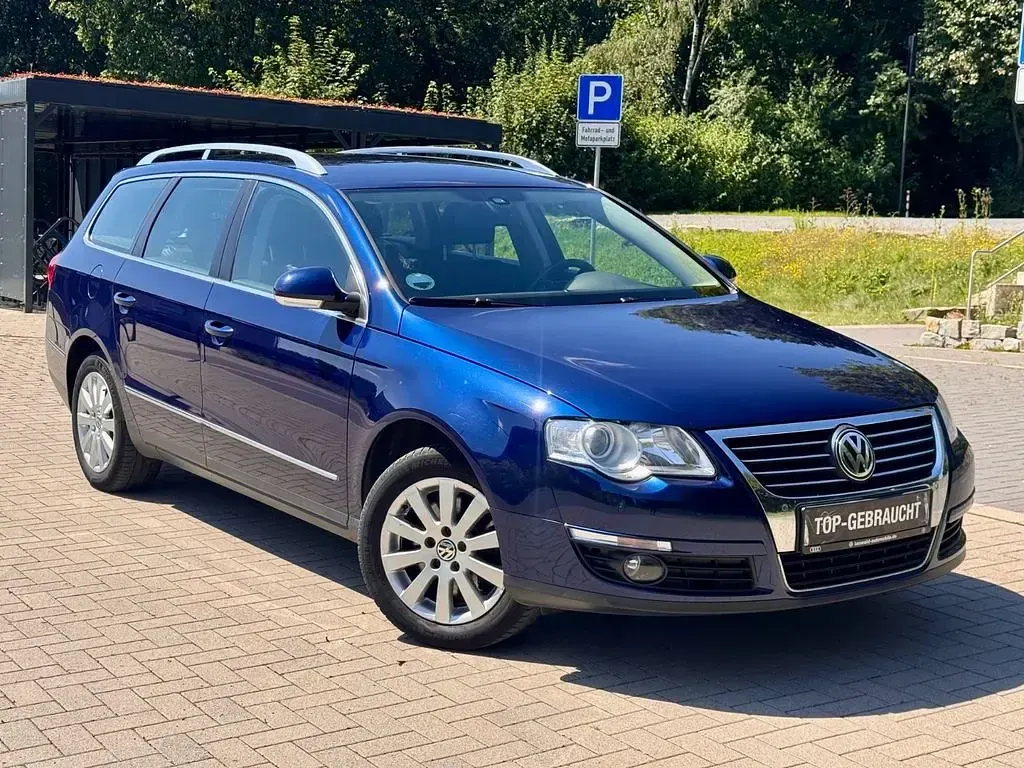 Gebraucht VW Passat Comfortline 150 PS (110 kW) 2010 Blau Kombi