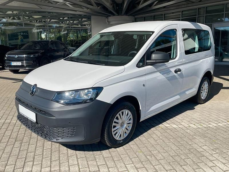 Gebraucht VW Caddy 102 PS (75 kW) 2024 Weiß Van / Kleinbus