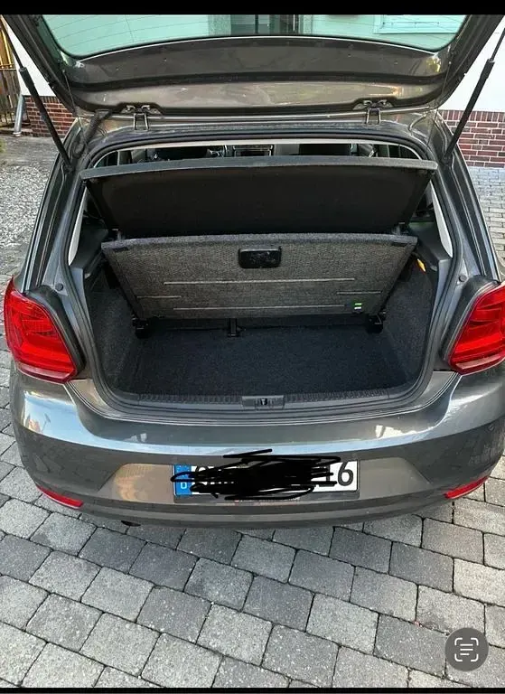 Gebraucht VW Polo Sound 90 PS (66 kW) 2017 Grau Limousine
