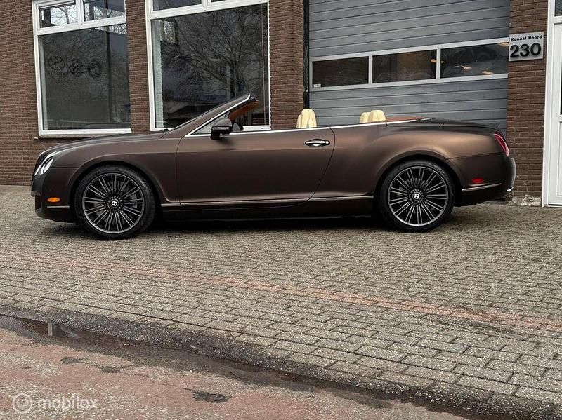 Gebraucht Bentley Continental GT Convertible 609 PS (447 kW) 2010 Weiß Cabrio
