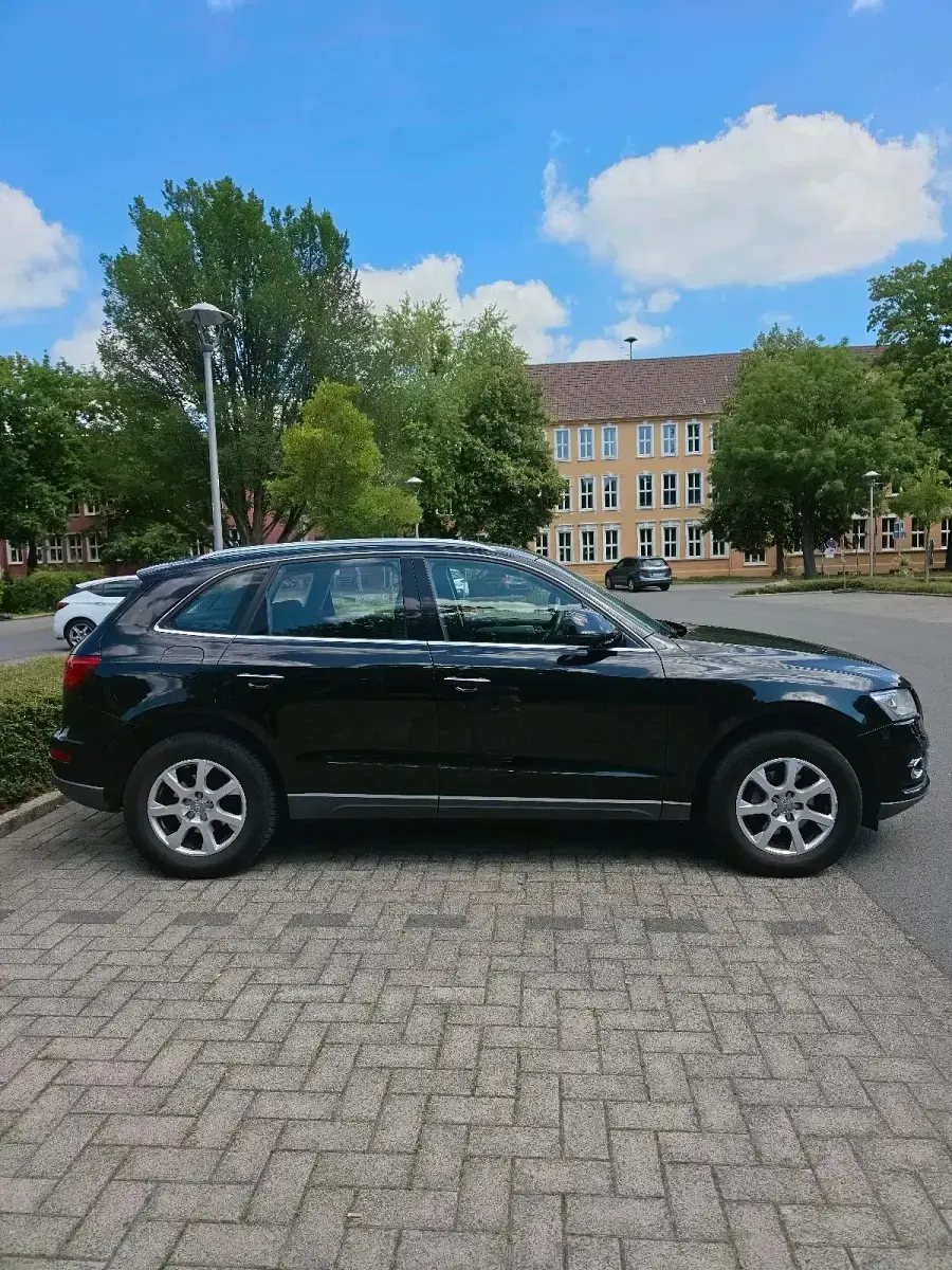 Gebraucht Audi Q5 163 PS (119 kW) 2016 Schwarz SUV