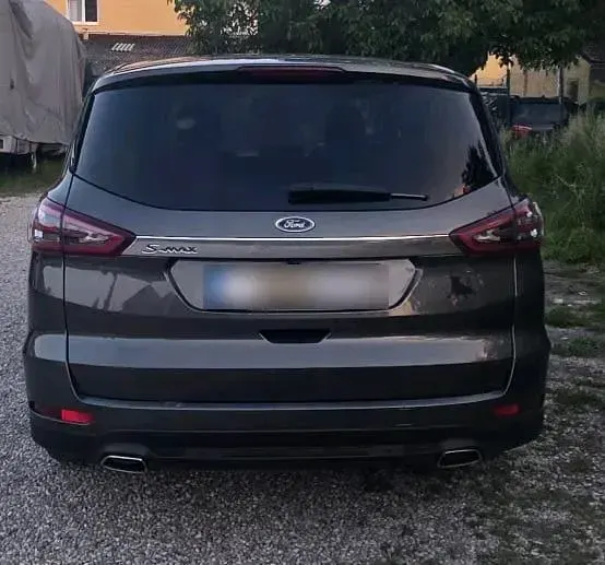 Gebraucht Ford S-MAX S 179 PS (131 kW) 2016 Van / Kleinbus