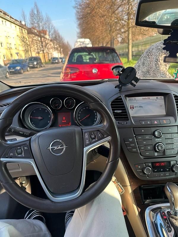 Gebraucht Opel Insignia Cosmo 131 PS (96 kW) 2009 Grau Limousine