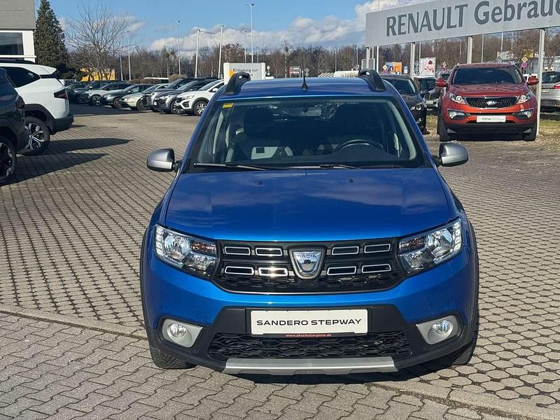 Gebraucht Dacia Sandero Prestige 90 PS (66 kW) 2019 Adriablau SUV