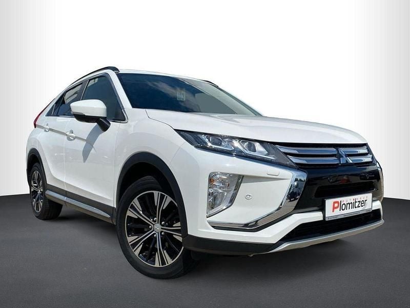 Weiß Gebraucht 2018 Mitsubishi Eclipse Cross Intro Edition SUV | 17.485 € (Fairer Preis) - Bild 1/4