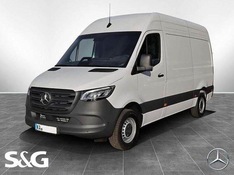 Gebraucht Mercedes Sprinter 190 PS (139 kW) 2025 Arktikweiß Van