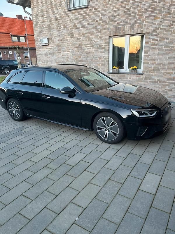 Gebraucht Audi A4 S-Line 150 PS (110 kW) 2019 Schwarz Kombi