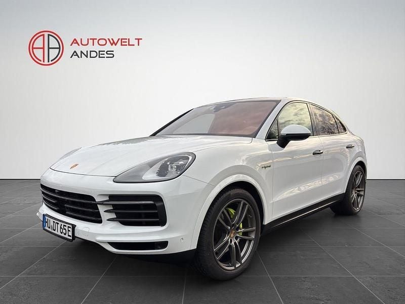 Weiß Gebraucht 2023 Porsche Cayenne Coupe Platinum Edition Coupé | 88.990 € (Superpreis) - Bild 1/4