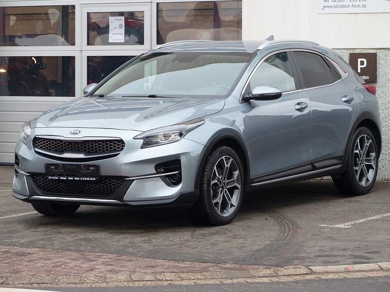 Gebraucht Kia XCeed Spirit 140 PS (102 kW) 2019 Silber SUV
