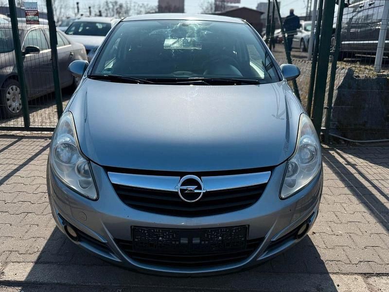 Gebraucht Opel Corsa Edition 90 PS (66 kW) 2007 Silber Kleinwagen