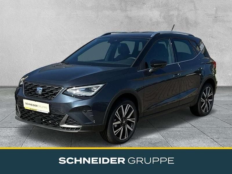 Grau Gebraucht 2025 Seat Arona FR SUV | 29.950 € - Bild 1/4