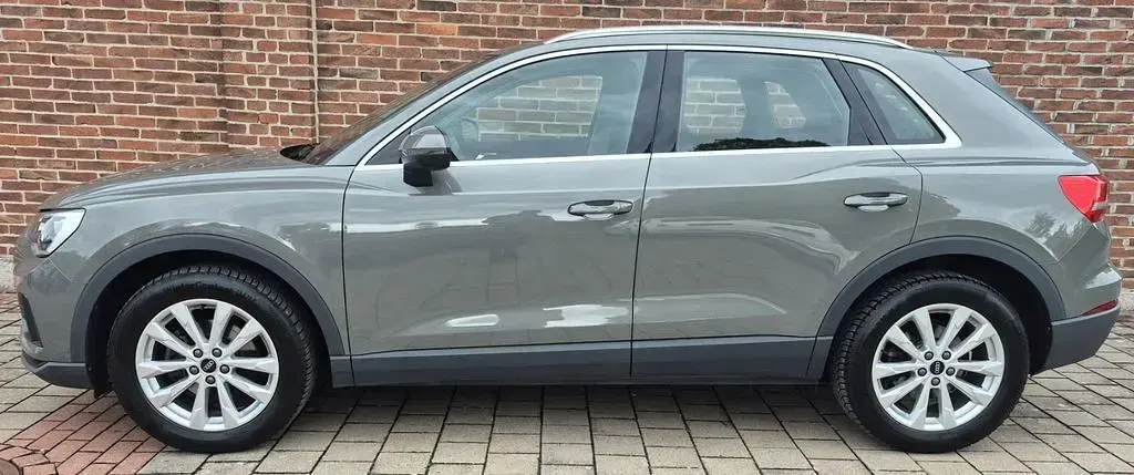 Gebraucht Audi Q3 Sport 150 PS (110 kW) 2021 Grau SUV