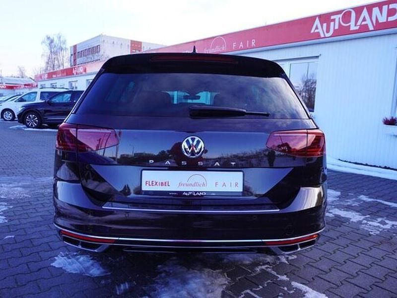 Gebraucht VW Passat R-line 190 PS (139 kW) 2020 Braun Kombi