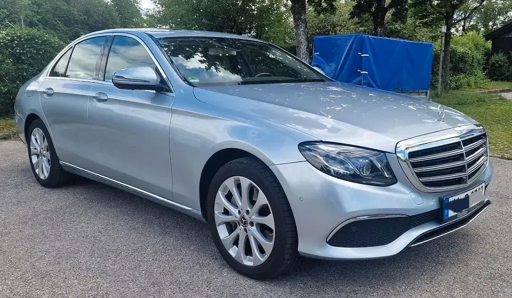 Gebraucht Mercedes E350 Avantgarde 258 PS (189 kW) 2017 Silber Limousine