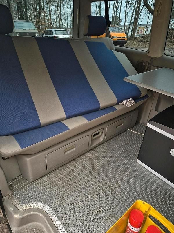 Gebraucht VW T4 102 PS (75 kW) 1999 Blau Van