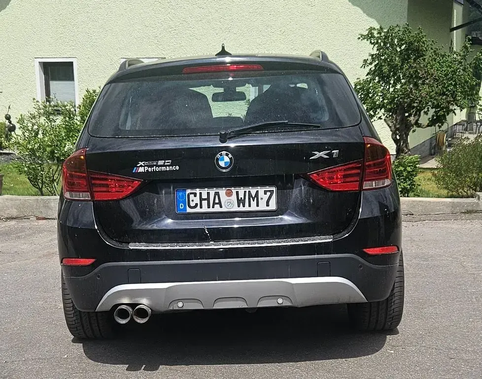 Gebraucht BMW X1 143 PS (105 kW) 2014 Schwarz SUV