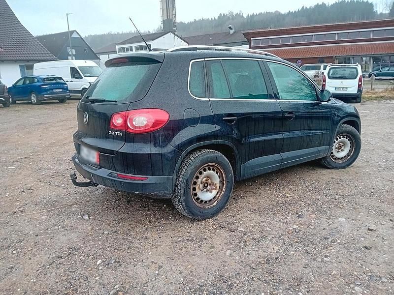 Gebraucht VW Tiguan 140 PS (102 kW) 2008 Schwarz SUV