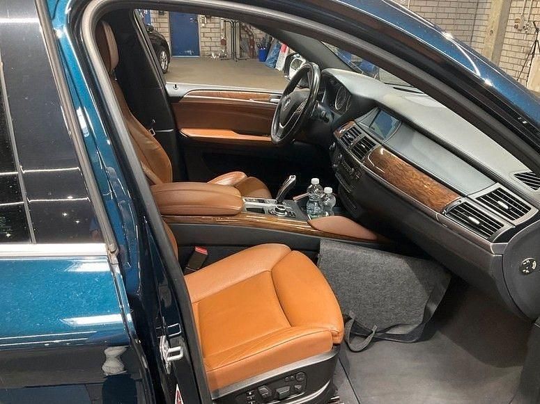 Blau Gebraucht 2013 BMW X6 SUV | 14.092 € - Bild 1/4