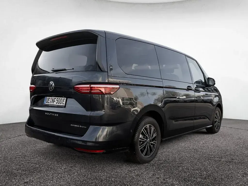 Gebraucht VW Multivan Goal 245 PS (180 kW) 2026 Starlight blue Van / Kleinbus