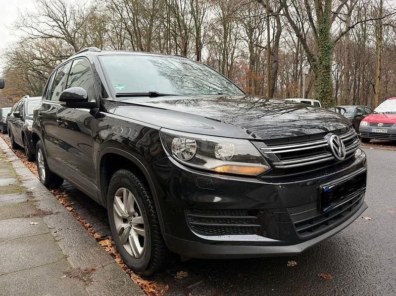 Gebraucht VW Tiguan 122 PS (89 kW) 2013 Schwarz SUV