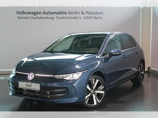 Blau (anemonenblau metallic) Neu 2025 VW Golf VIII Style Limousine | 32.343 € (Superpreis) - Bild 1/4