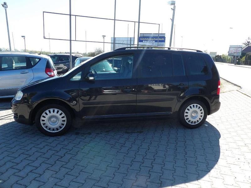 Gebraucht VW Touran Trendline 116 PS (85 kW) 2004 Schwarz Van / Kleinbus