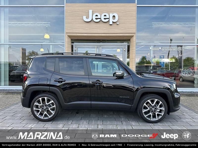Black clear coat Gebraucht 2022 Jeep Renegade SUV | 25.390 € (Teuer) - Bild 1/4