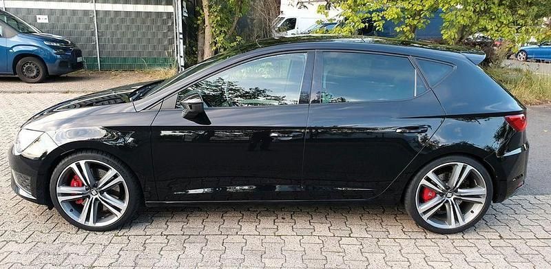 Schwarz Gebraucht 2015 Cupra Leon Limousine | 15.800 € (Guter Preis) - Bild 1/4