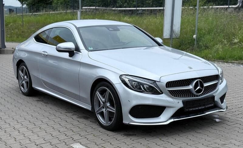 Silber Gebraucht 2017 Mercedes C180 AMG line Coupé | 19.500 € (Fairer Preis) - Bild 1/4