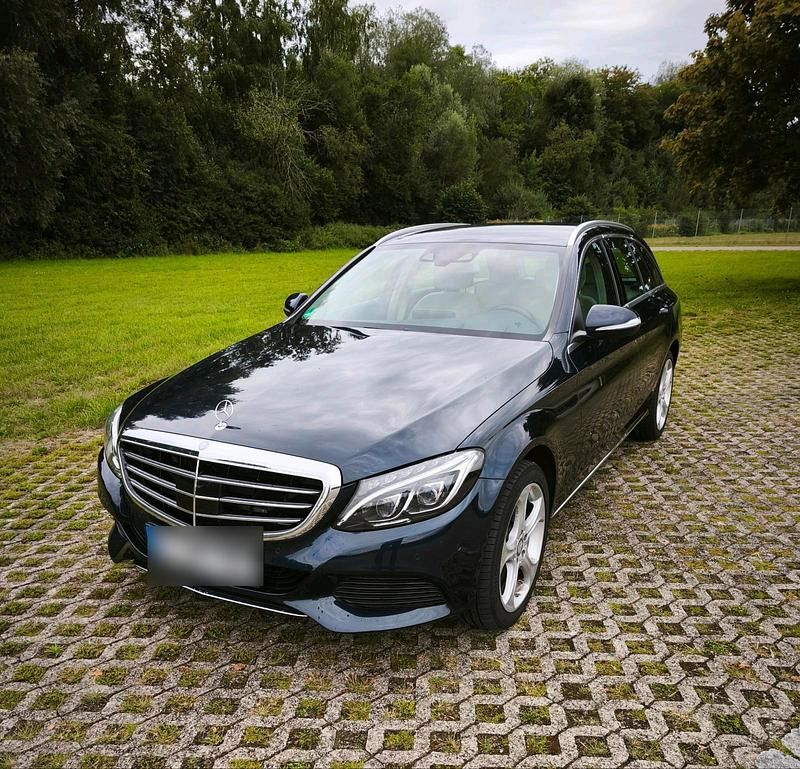 Blau Gebraucht 2014 Mercedes C220 Kombi | 13.200 € (Fairer Preis) - Bild 1/4