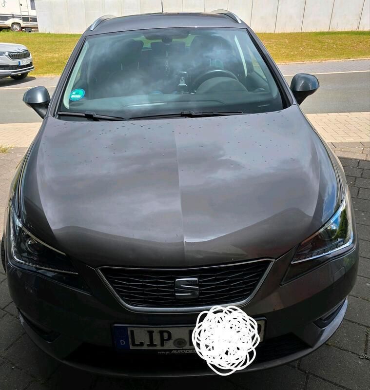 Grau Gebraucht 2016 Seat Ibiza ST Kombi | 7.500 € (Fairer Preis) - Bild 1/4