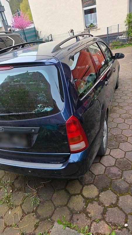 Second-hand Ford Focus 120 CP (88 kW) 1999 Albastru Break