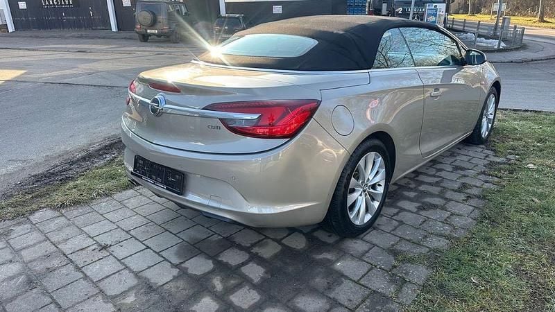Gebraucht Opel Cascada Innovation 165 PS (121 kW) 2014 Braun Cabrio