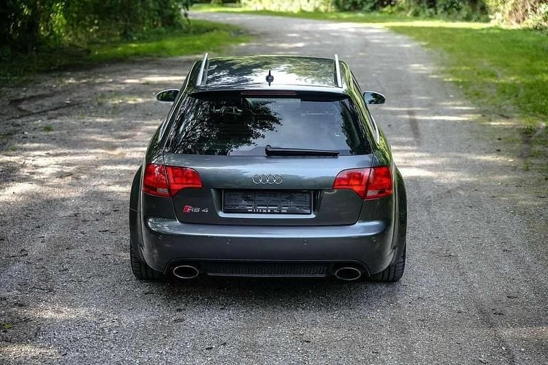 Second-hand Audi RS4 420 CP (308 kW) 2006 Break