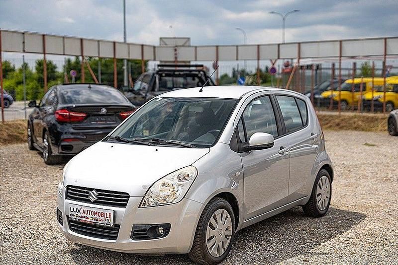 Grau Gebraucht 2011 Suzuki Splash Cool Kleinwagen | 2.888 € (Fairer Preis) - Bild 1/4