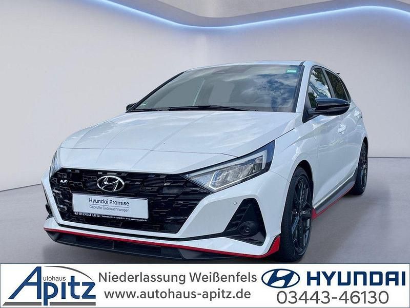 Silber Gebraucht 2024 Hyundai i20 N Performance Limousine | 31.990 € (Teuer) - Bild 1/4