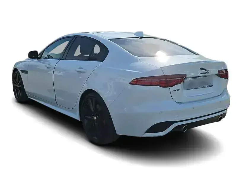 Gebraucht Jaguar XE R-Dynamic 250 PS (183 kW) 2024 Weiss Limousine