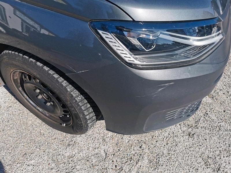 Gebraucht VW Caddy 102 PS (75 kW) 2022 Grau Van / Kleinbus